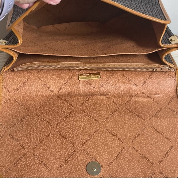 Vintage 70’s/80’s • Ted Lapidus Leather Embossed Crossbody Bag • Made in Italy - Picture 5 of 6